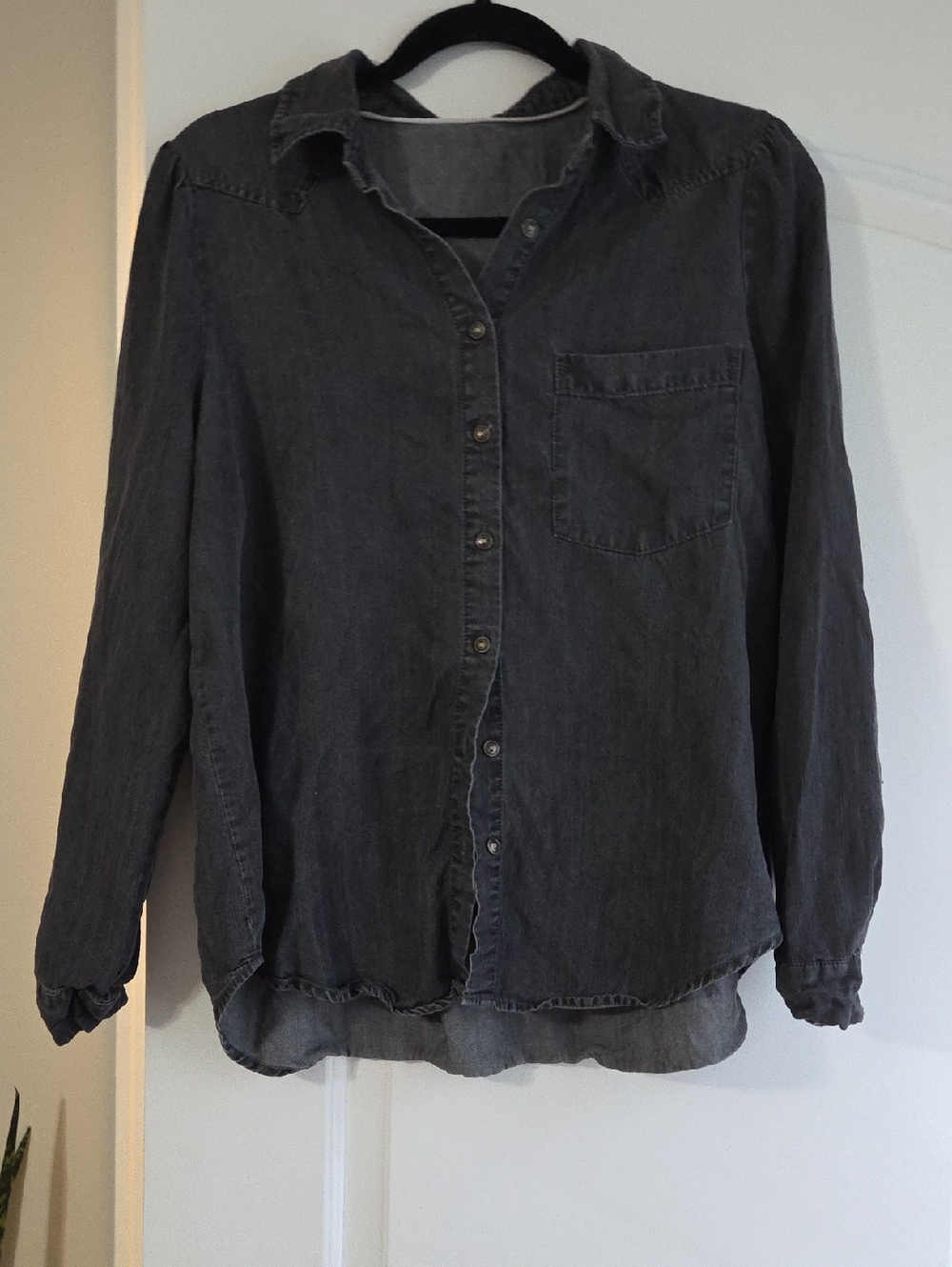 Jane and Delancey Women's Button-Down Shirt in Charcoal Gray